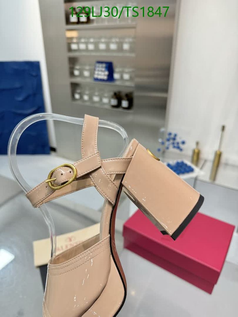 Valentino-Women Shoes Code: TS1847 $: 129USD