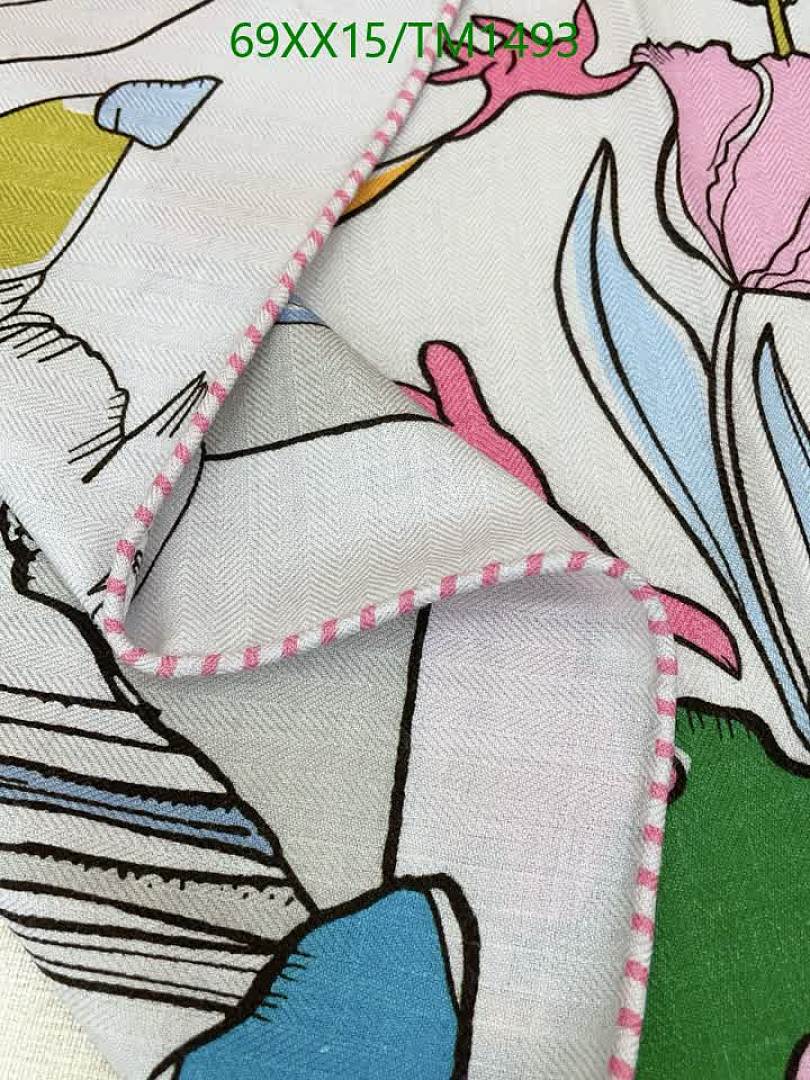 Hermes-Scarf Code: TM1493 $: 69USD