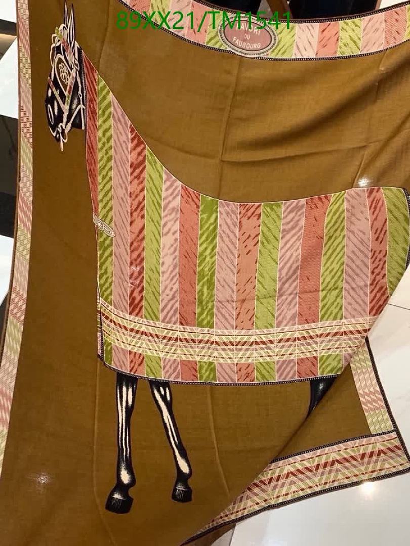 Hermes-Scarf Code: TM1541 $: 89USD