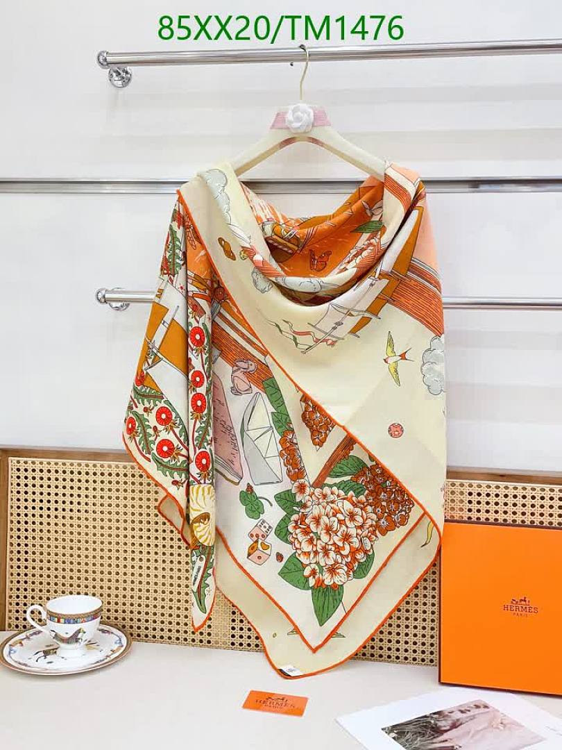 Hermes-Scarf Code: TM1476 $: 85USD