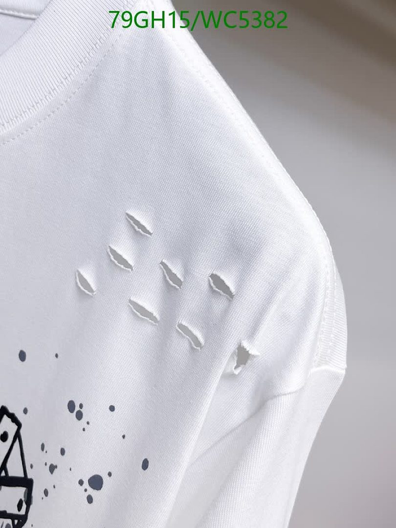 Balenciaga-Clothing Code: WC5382 $: 79USD