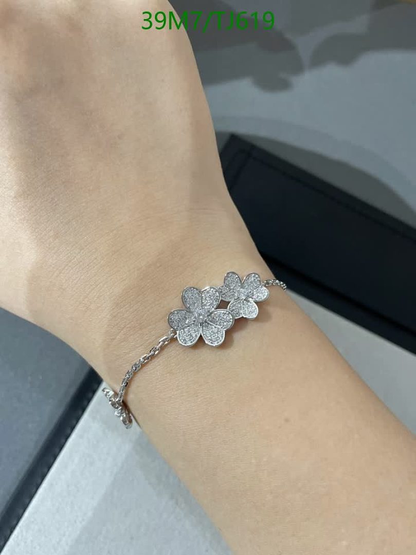 Van Cleef & Arpels-Jewelry Code: TJ619 $: 39USD