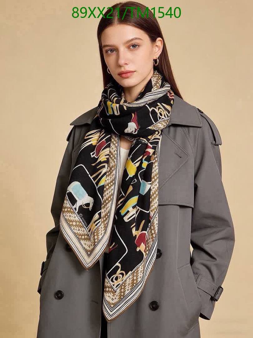 Hermes-Scarf Code: TM1540 $: 89USD