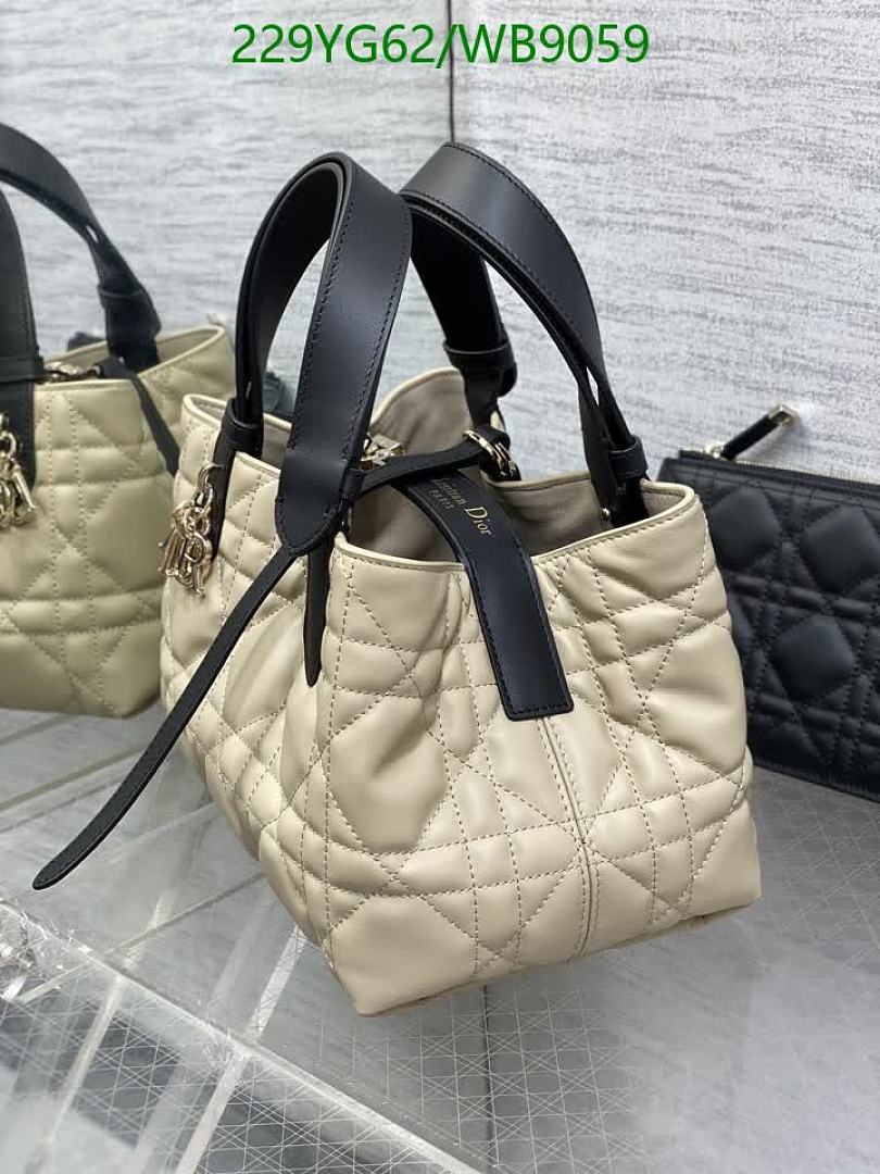 Dior-Bag-Mirror Quality Code: WB9059 $: 229USD