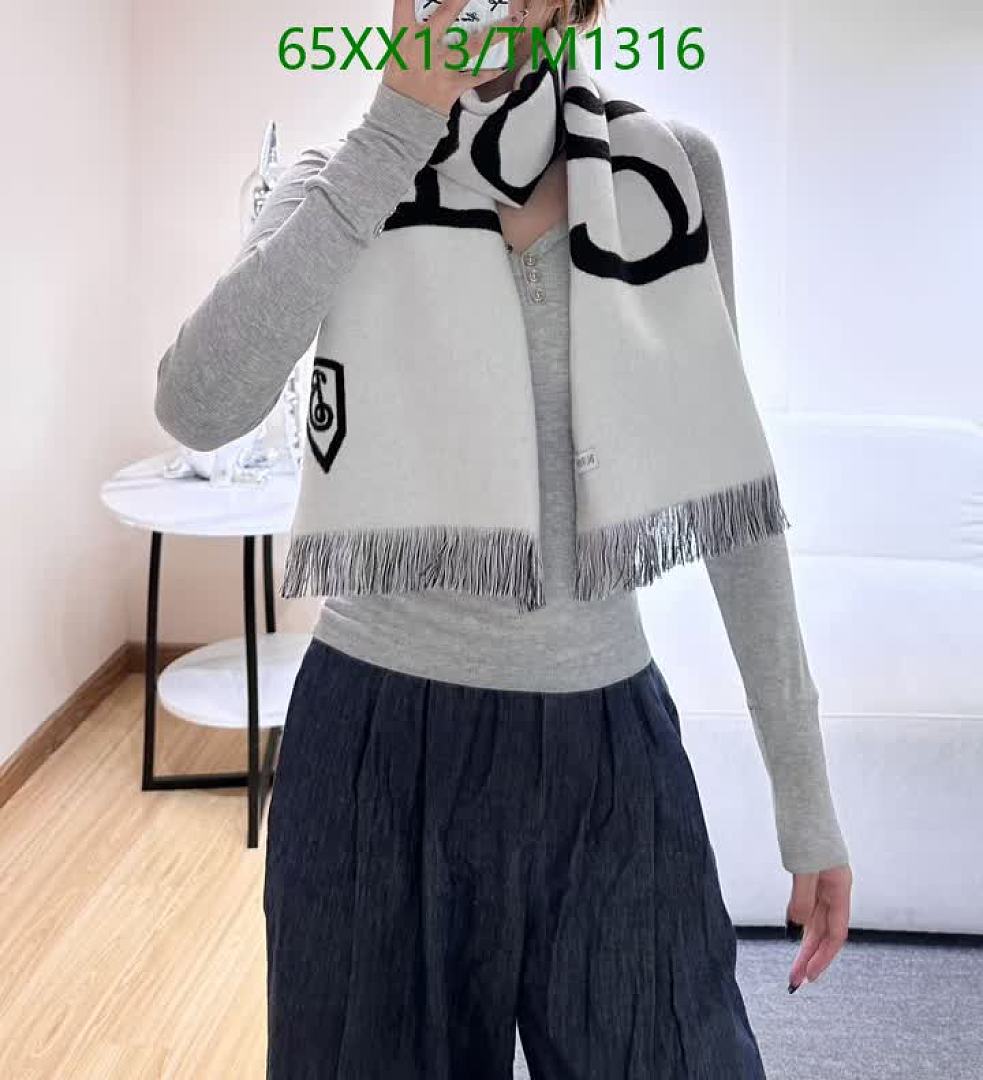 Burberry-Scarf Code: TM1316 $: 65USD