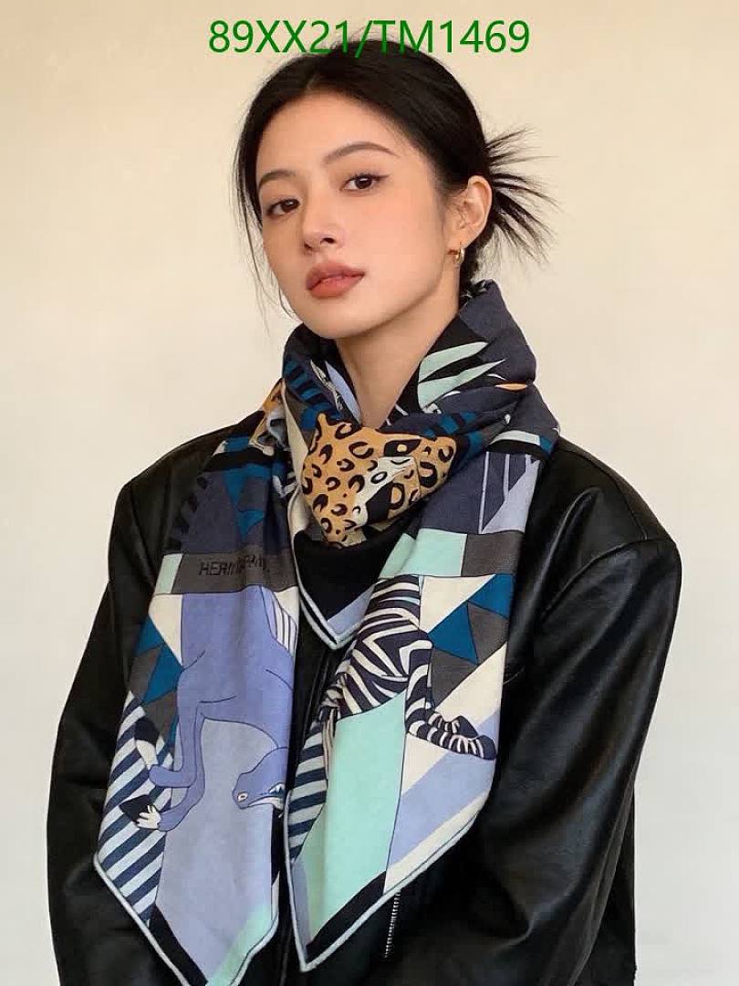 Hermes-Scarf Code: TM1469 $: 89USD
