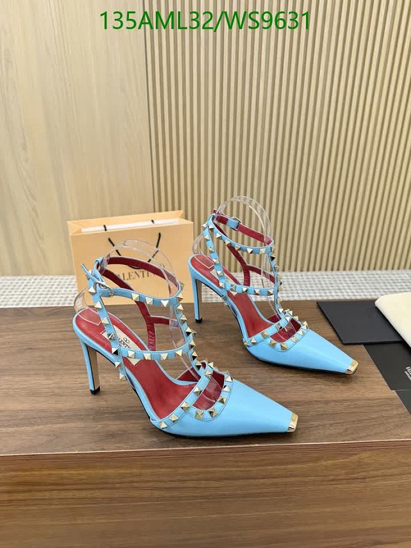 Valentino-Women Shoes Code: WS9631 $: 135USD