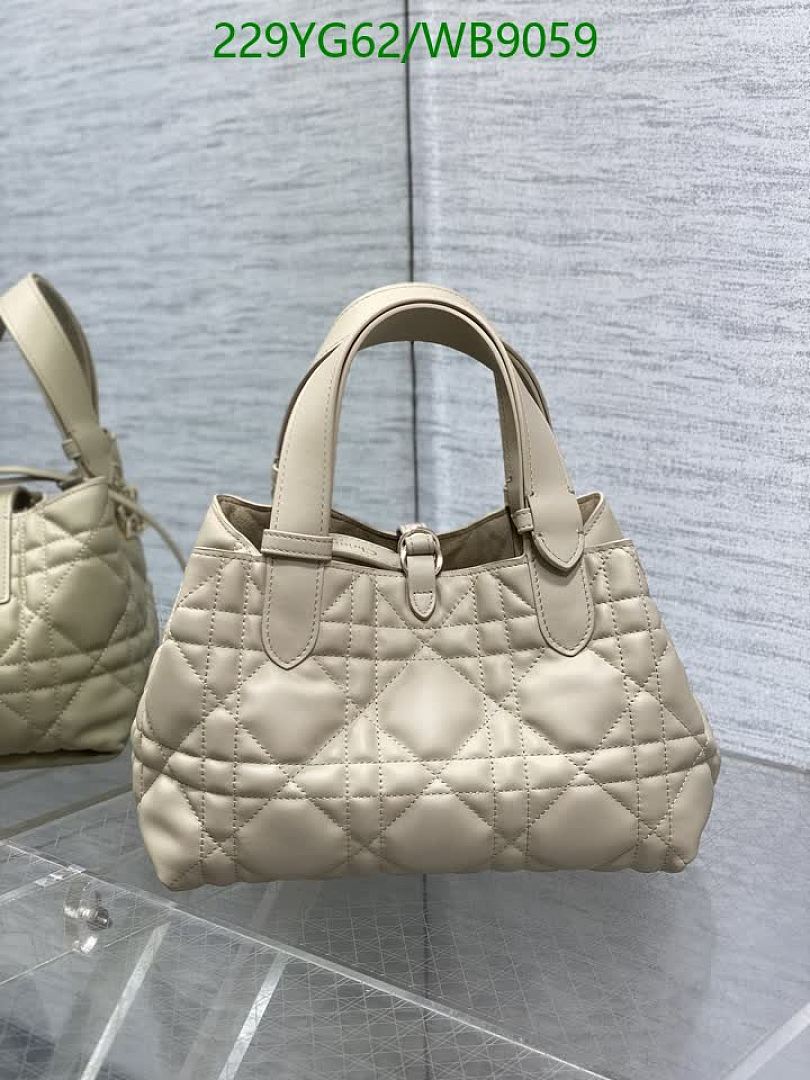 Dior-Bag-Mirror Quality Code: WB9059 $: 229USD