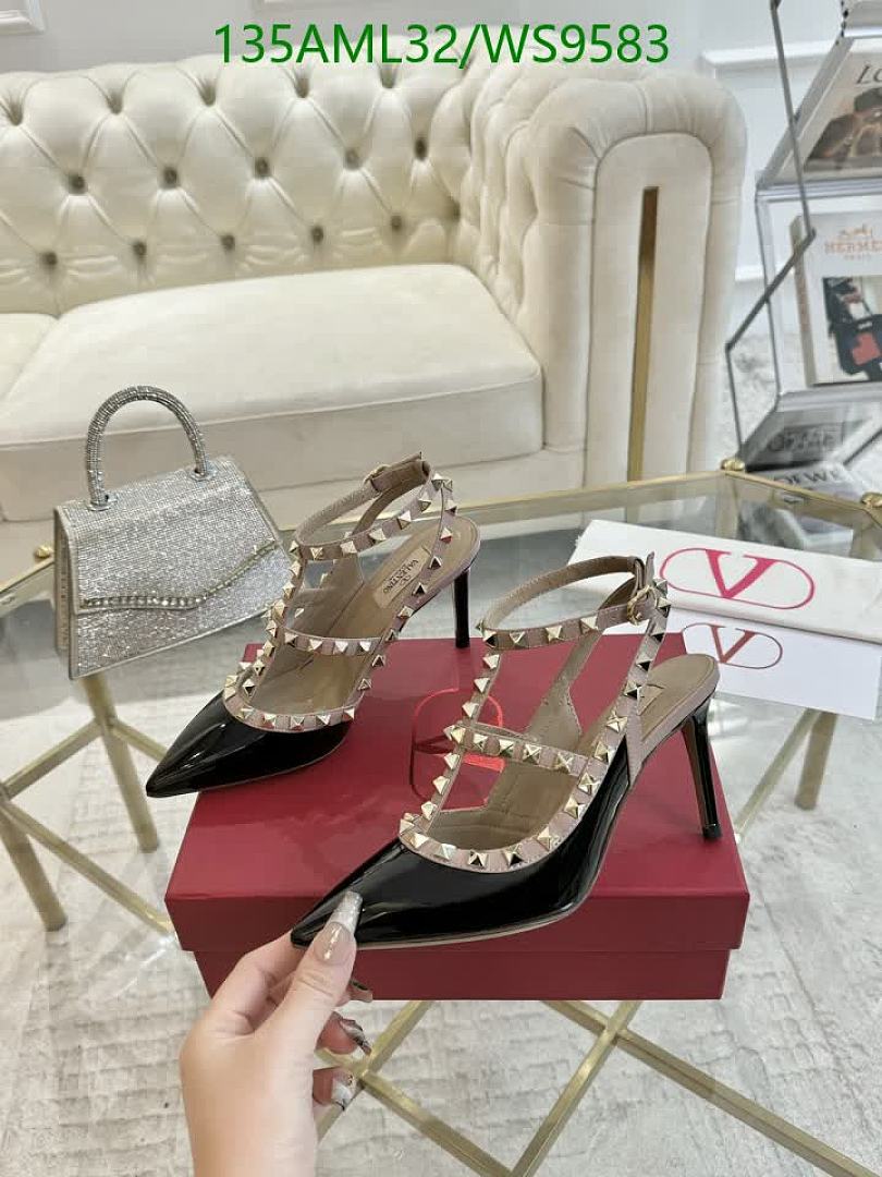 Valentino-Women Shoes Code: WS9583 $: 135USD