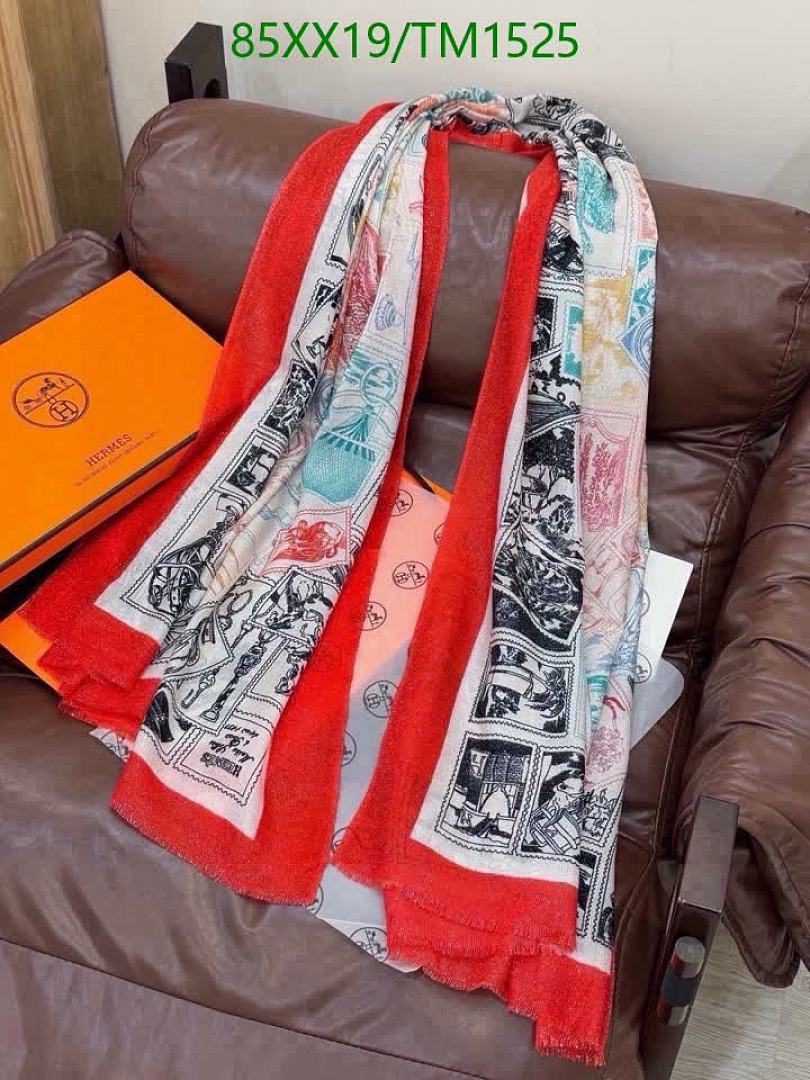 Hermes-Scarf Code: TM1525 $: 85USD