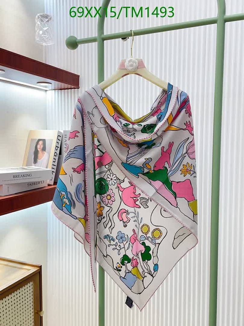 Hermes-Scarf Code: TM1493 $: 69USD
