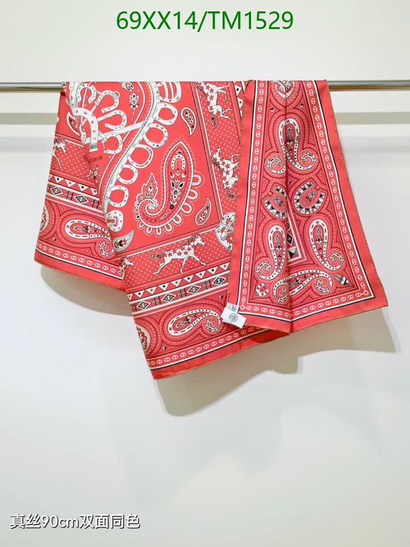 Hermes-Scarf Code: TM1529 $: 69USD