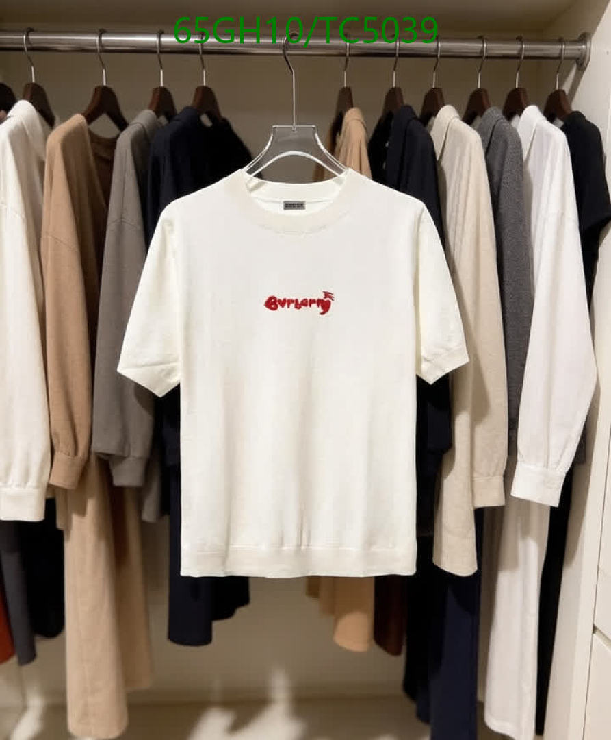Burberry-Clothing Code: TC5039 $: 65USD