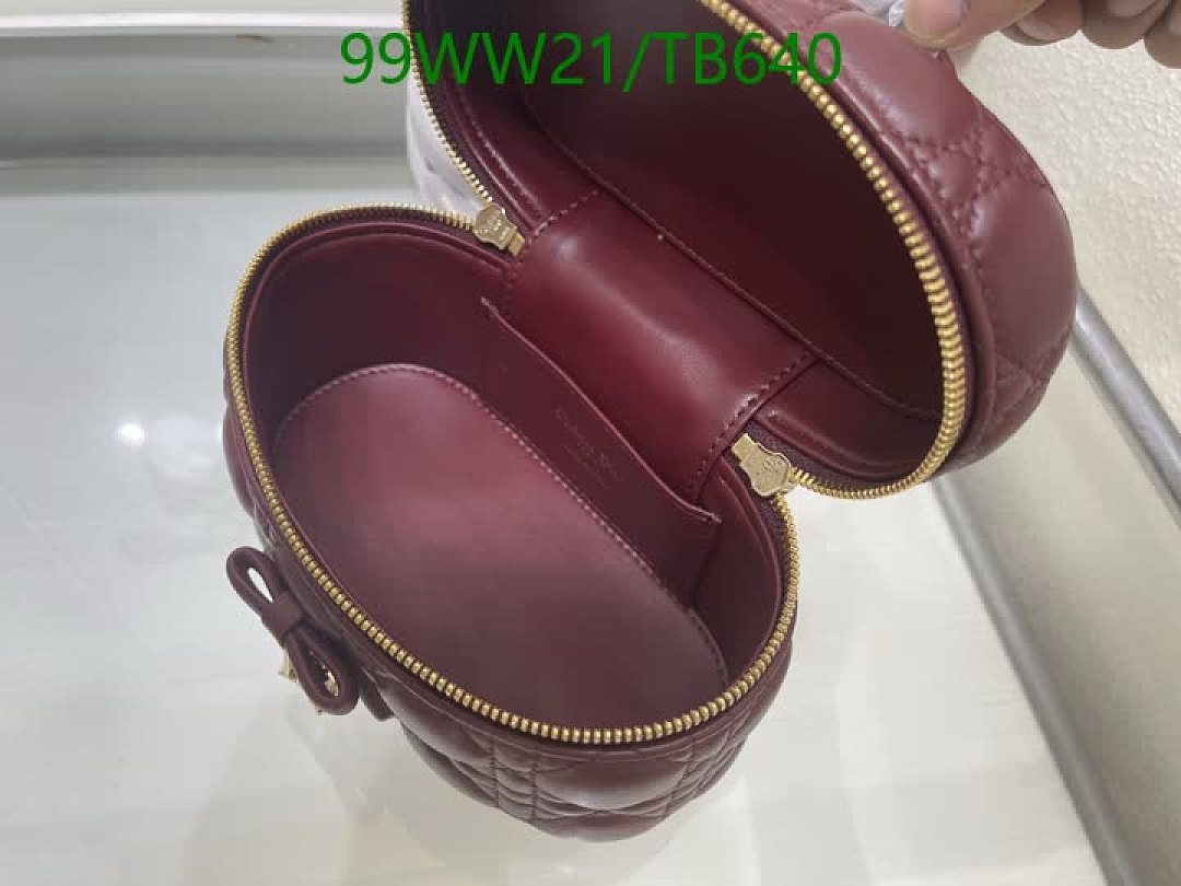 Dior-Bag-4A Quality Code: TB640 $: 99USD