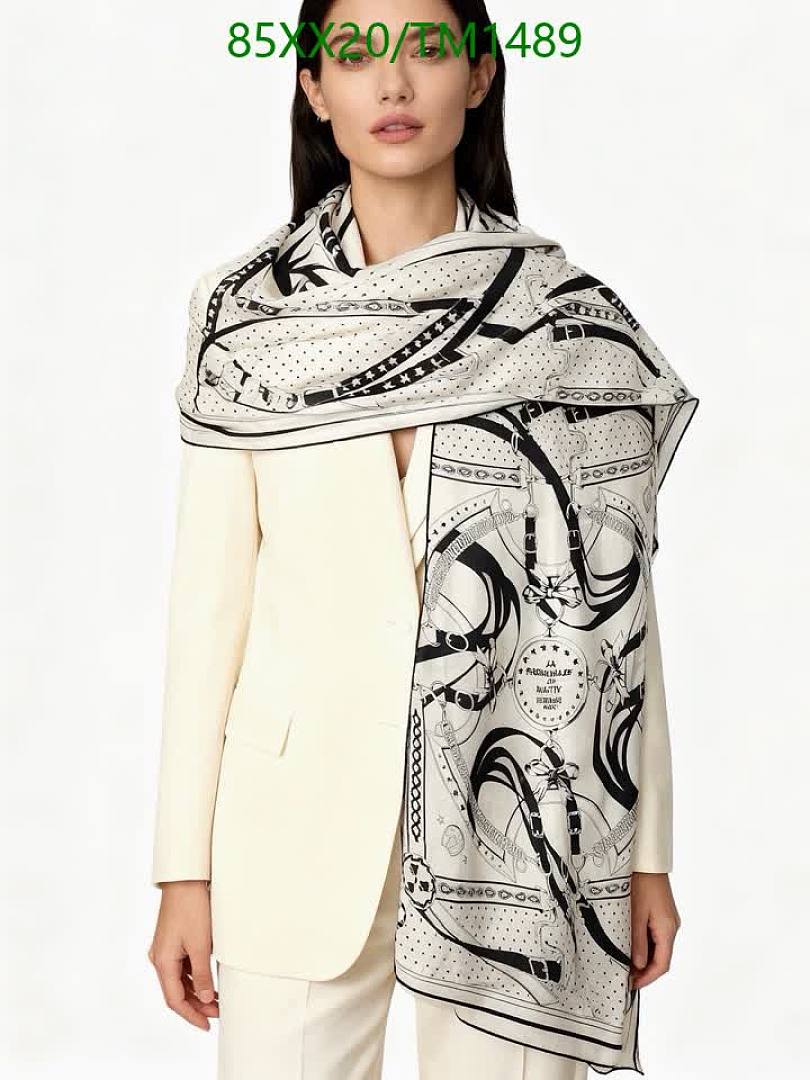 Hermes-Scarf Code: TM1489 $: 85USD