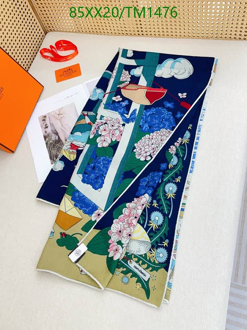 Hermes-Scarf Code: TM1476 $: 85USD