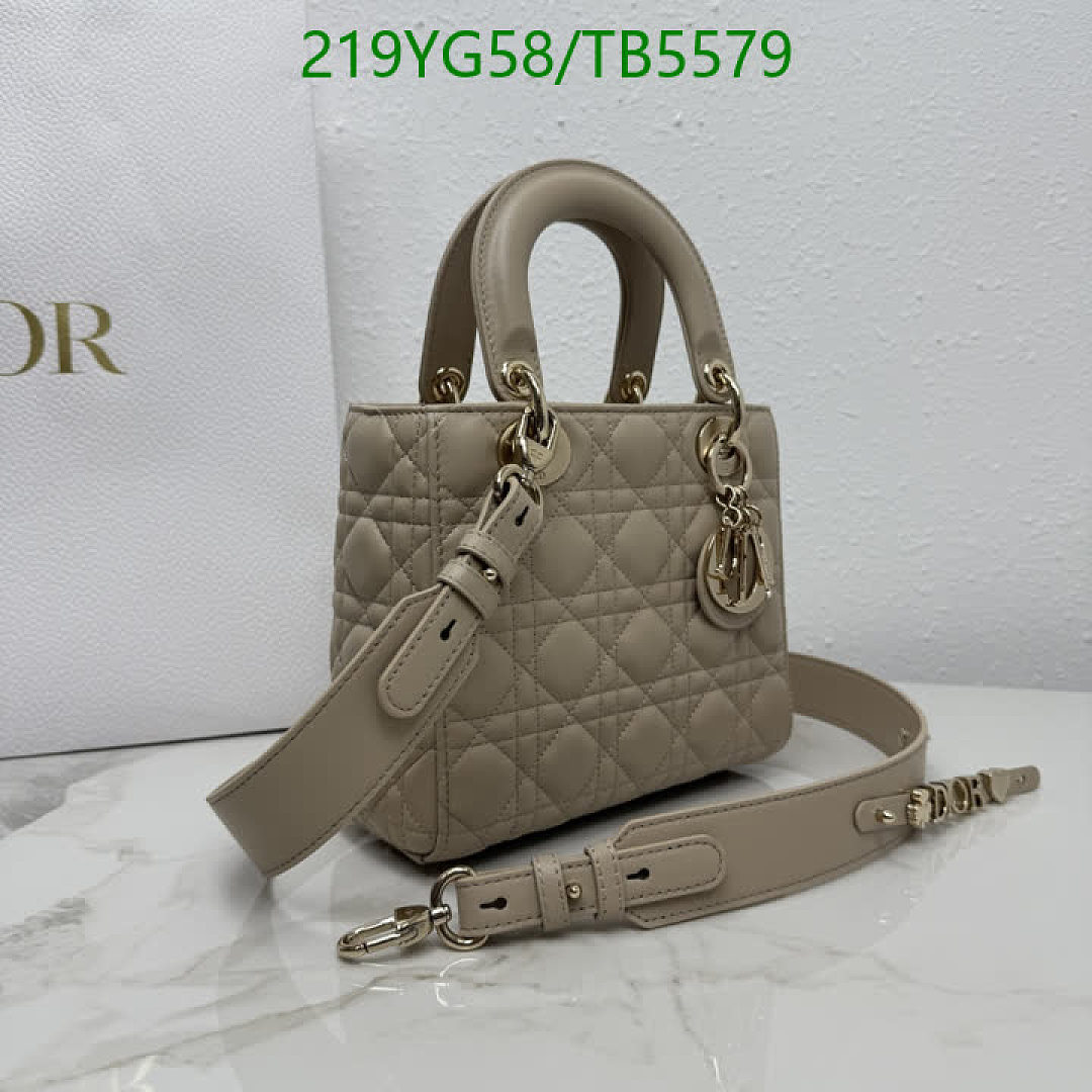 Dior-Bag-Mirror Quality Code: TB5579 $: 219USD