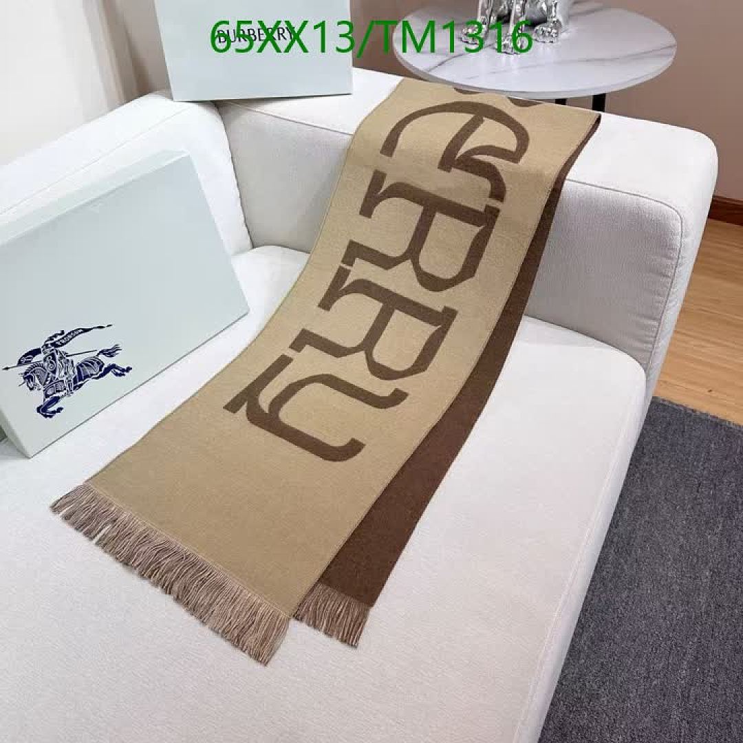 Burberry-Scarf Code: TM1316 $: 65USD