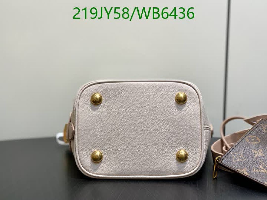 LV-Bag-Mirror Quality Code: WB6436 $: 219USD