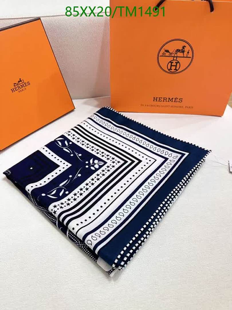Hermes-Scarf Code: TM1491 $: 85USD