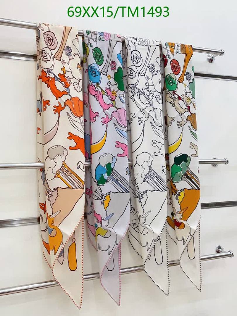 Hermes-Scarf Code: TM1493 $: 69USD