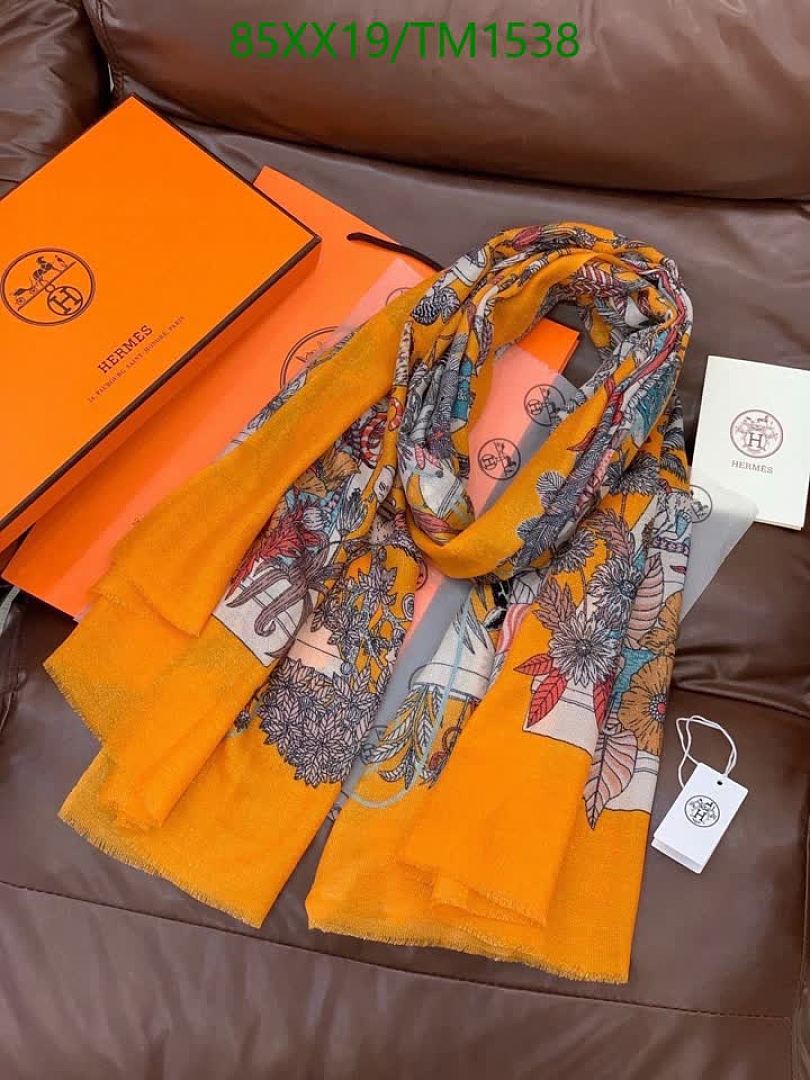 Hermes-Scarf Code: TM1538 $: 85USD