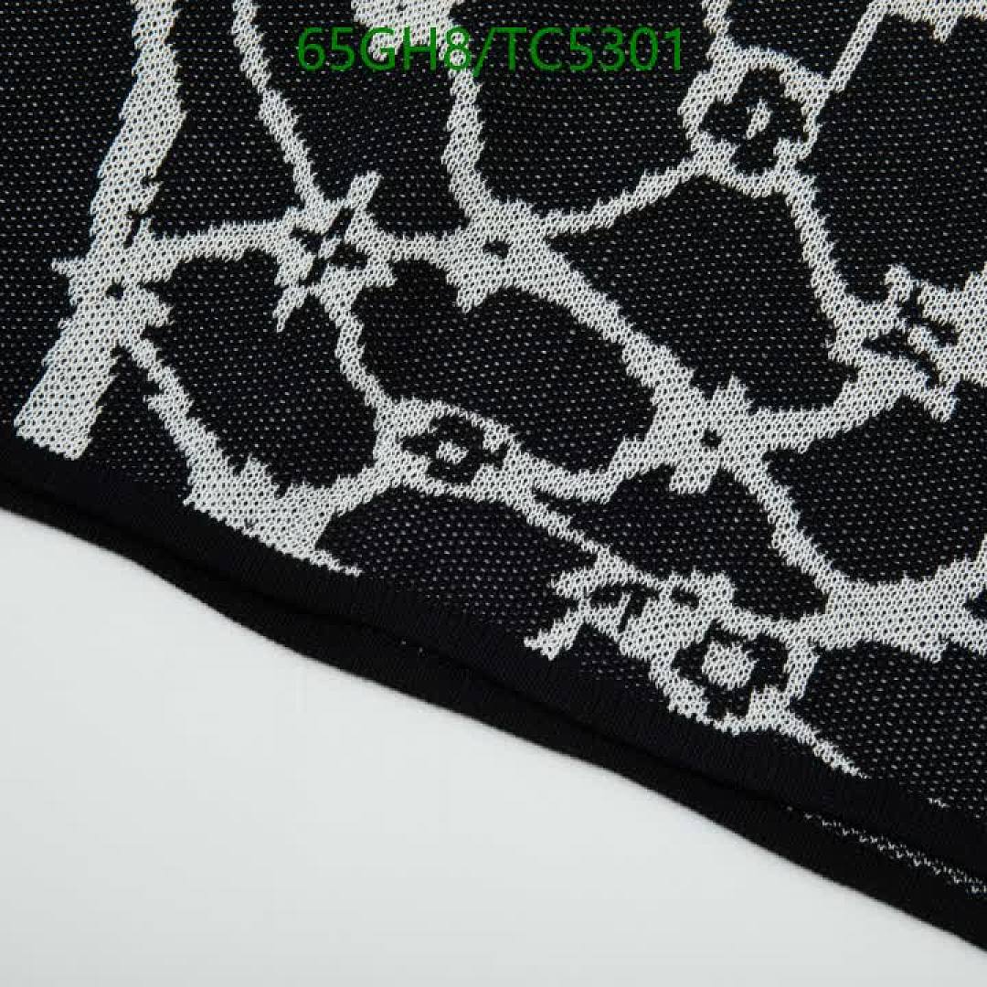 LV-Clothing Code: TC5301 $: 65USD