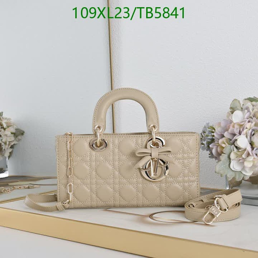 Dior-Bag-4A Quality Code: TB5841 $: 109USD