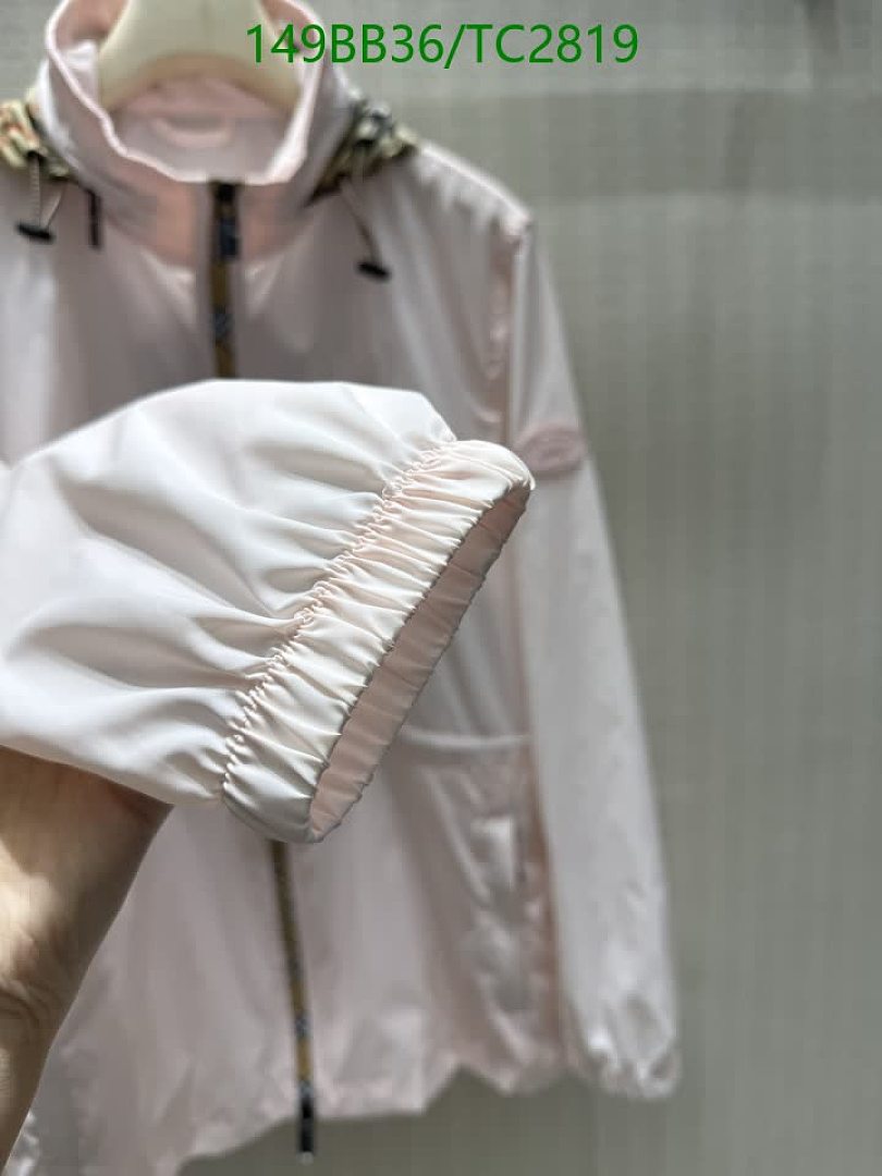 Burberry-Clothing Code: TC2819 $: 149USD