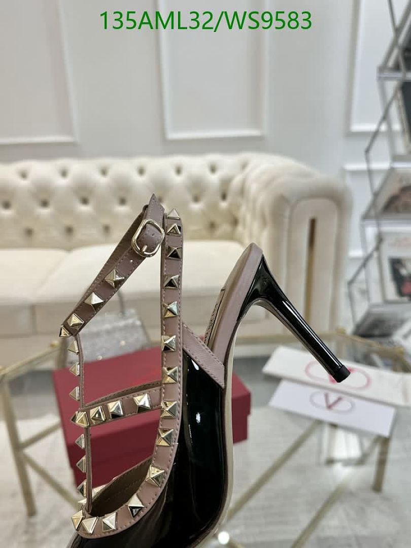 Valentino-Women Shoes Code: WS9583 $: 135USD