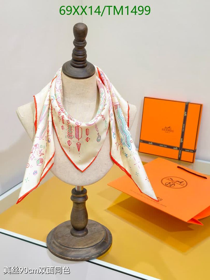 Hermes-Scarf Code: TM1499 $: 69USD