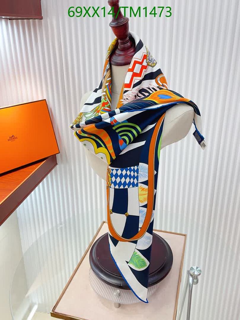 Hermes-Scarf Code: TM1473 $: 69USD