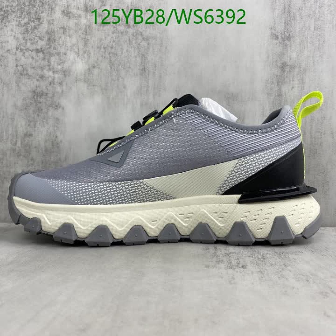 Descente-Men shoes Code: WS6392 $: 125USD