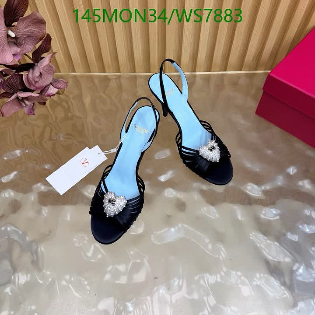 Valentino-Women Shoes Code: WS7883 $: 145USD