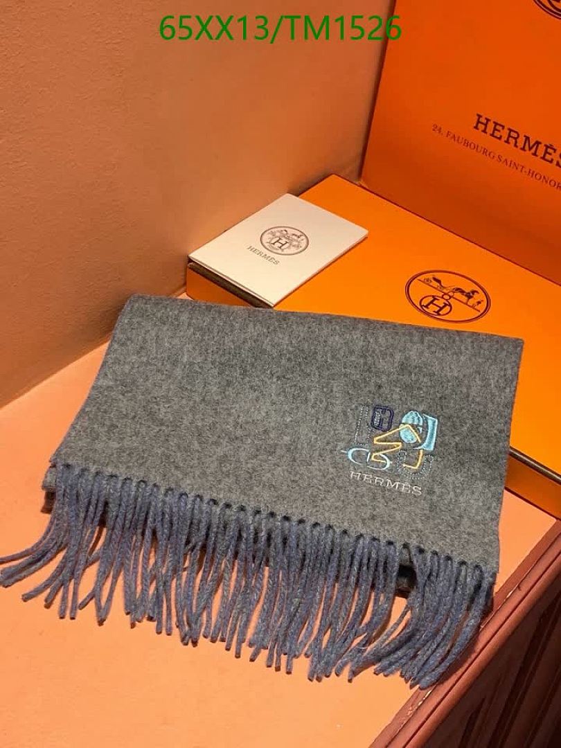 Hermes-Scarf Code: TM1526 $: 65USD