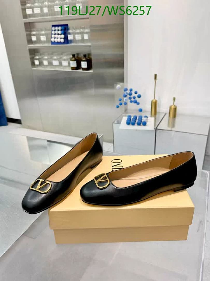Valentino-Women Shoes Code: WS6257 $: 119USD