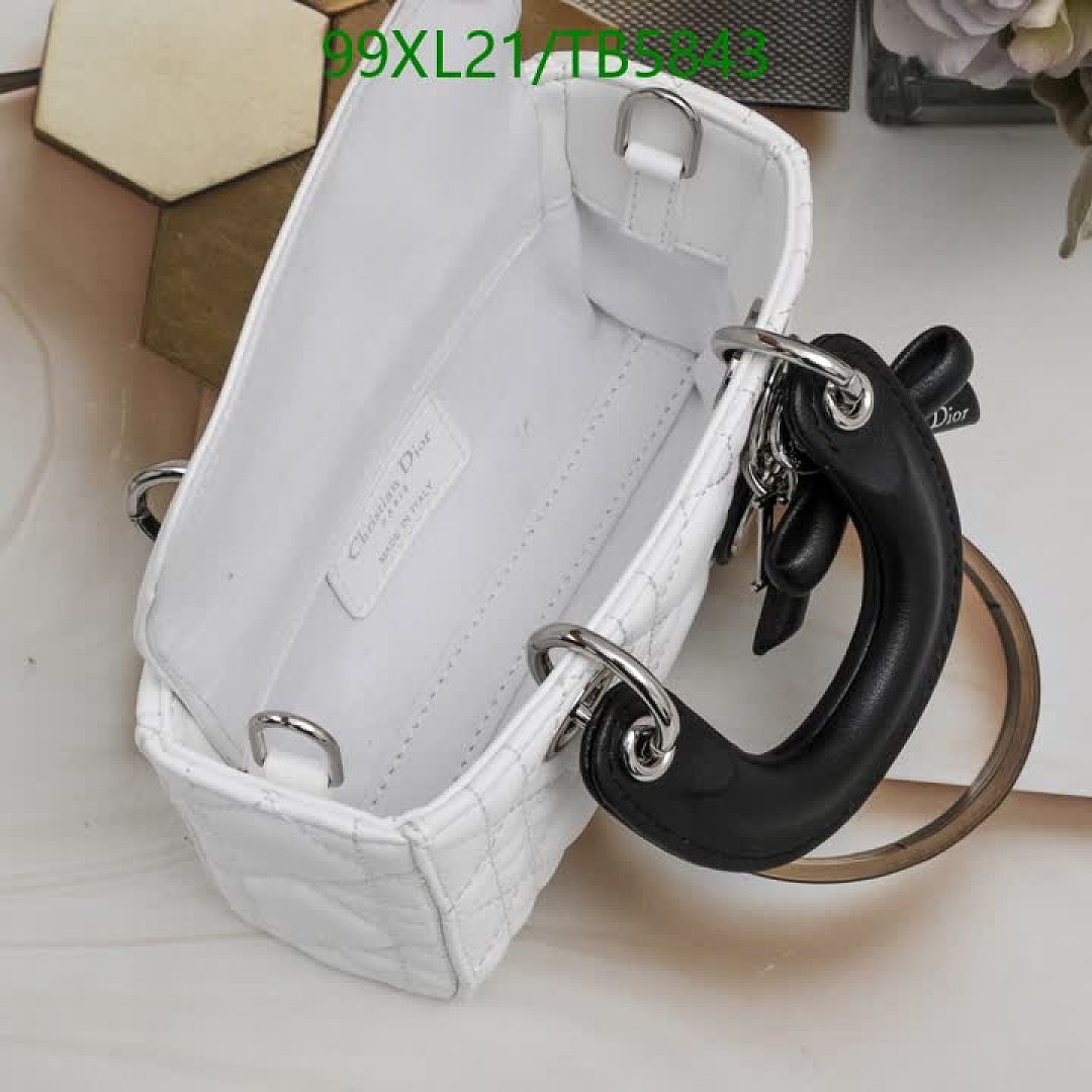 Dior-Bag-4A Quality Code: TB5843 $: 99USD