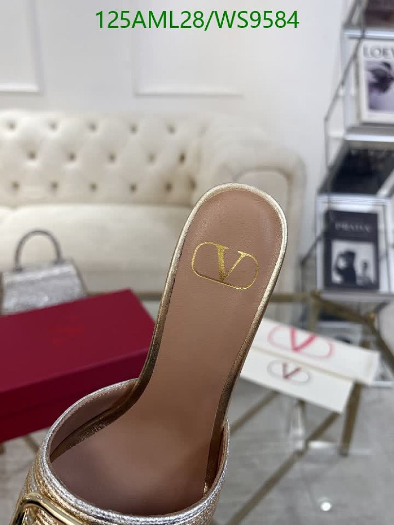 Valentino-Women Shoes Code: WS9584 $: 125USD