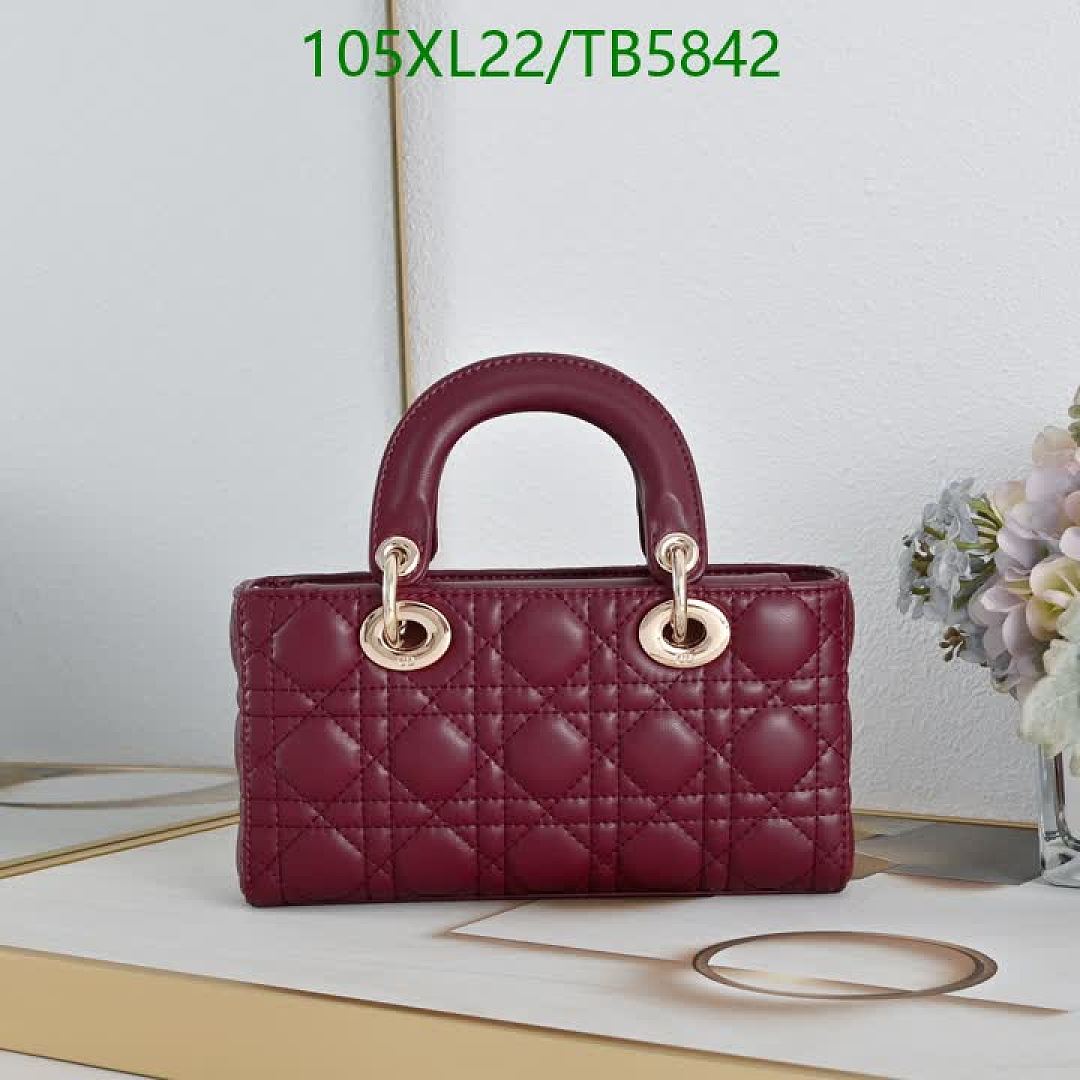 Dior-Bag-4A Quality Code: TB5842 $: 105USD