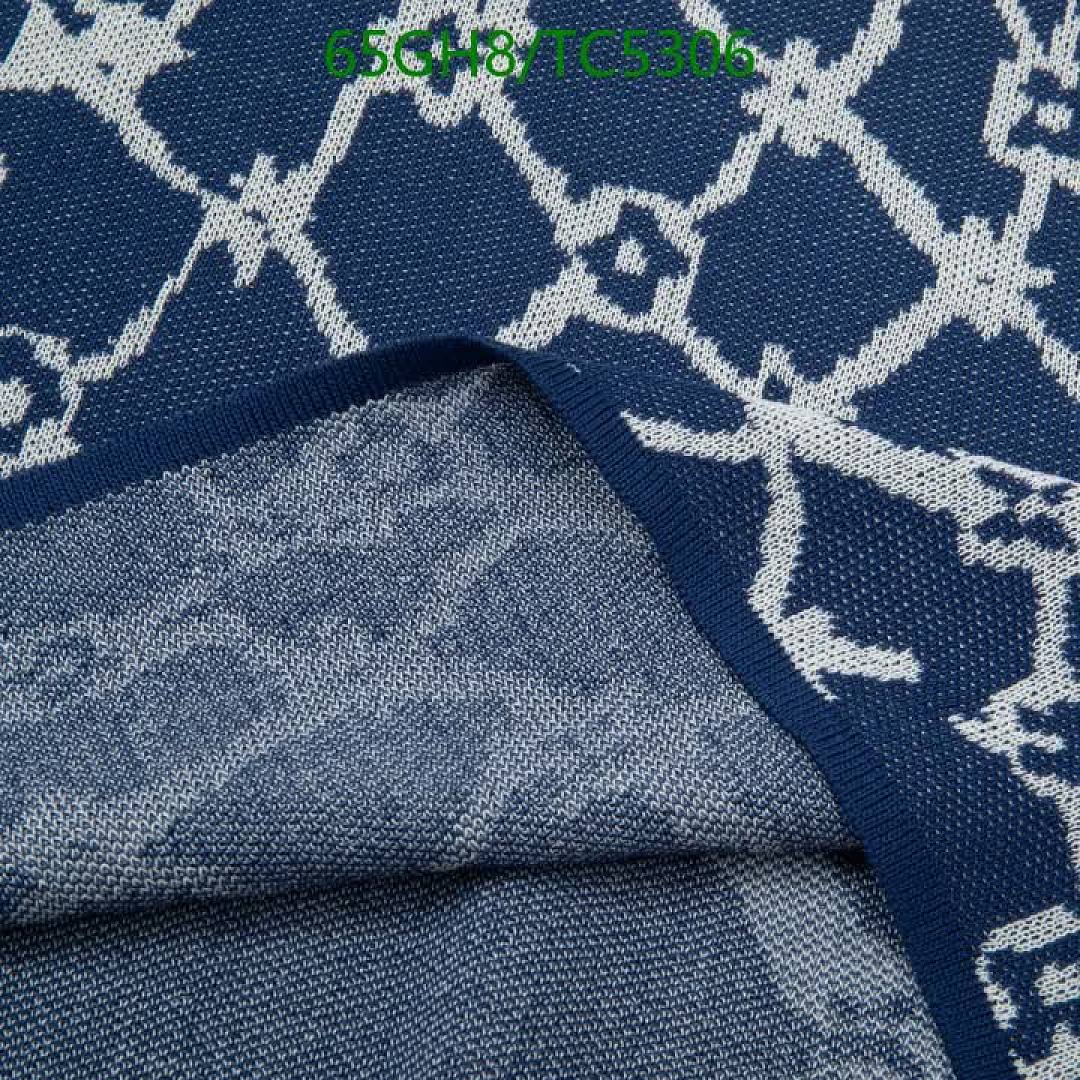 LV-Clothing Code: TC5306 $: 65USD