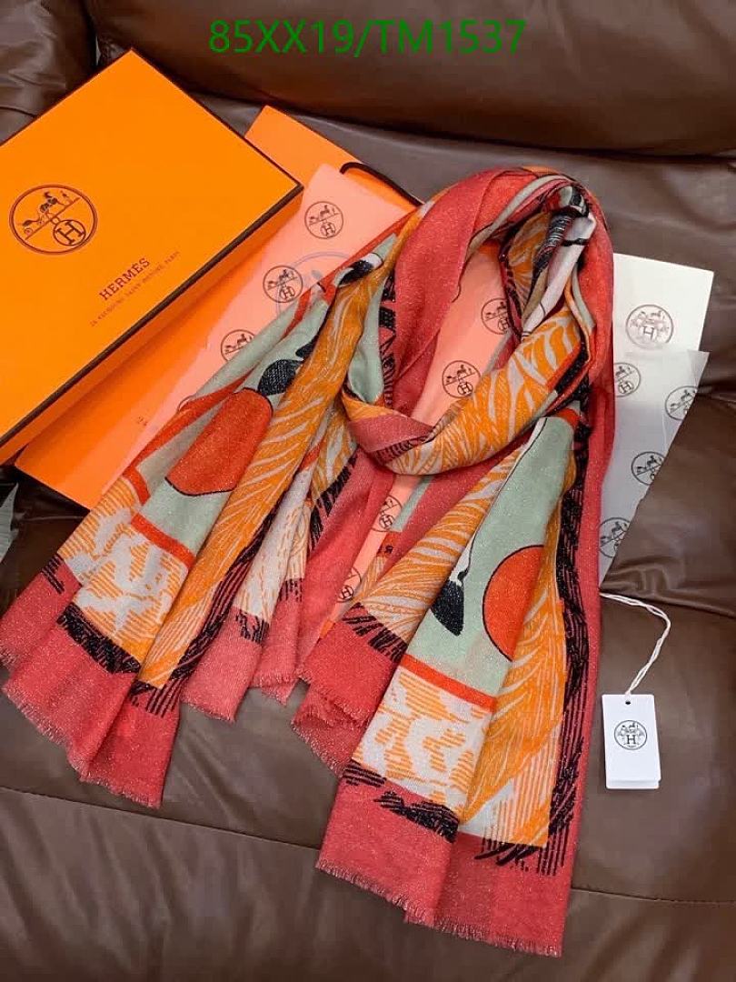 Hermes-Scarf Code: TM1537 $: 85USD