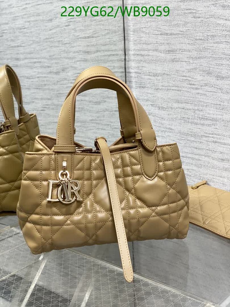 Dior-Bag-Mirror Quality Code: WB9059 $: 229USD