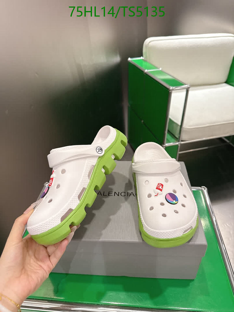 Balenciaga-Women Shoes Code: TS5135 $: 75USD