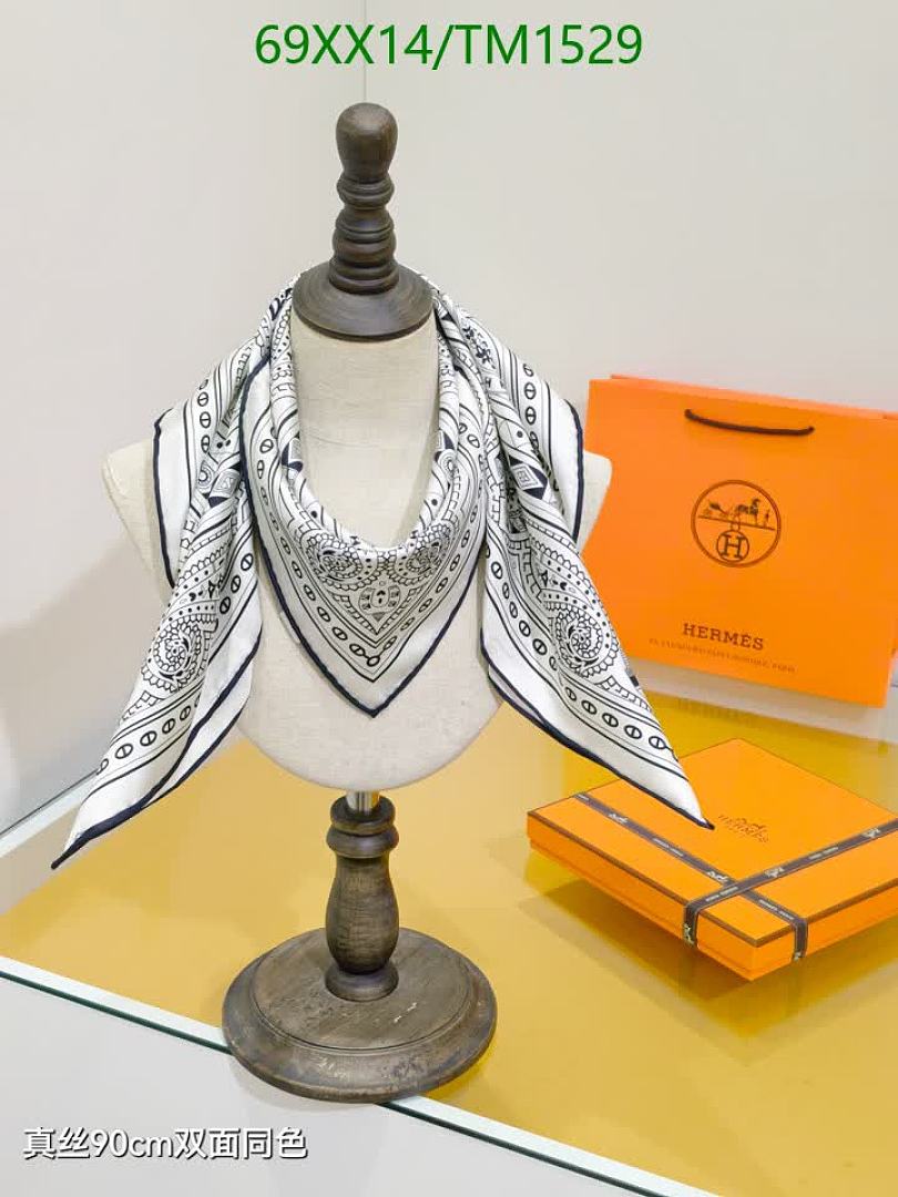 Hermes-Scarf Code: TM1529 $: 69USD