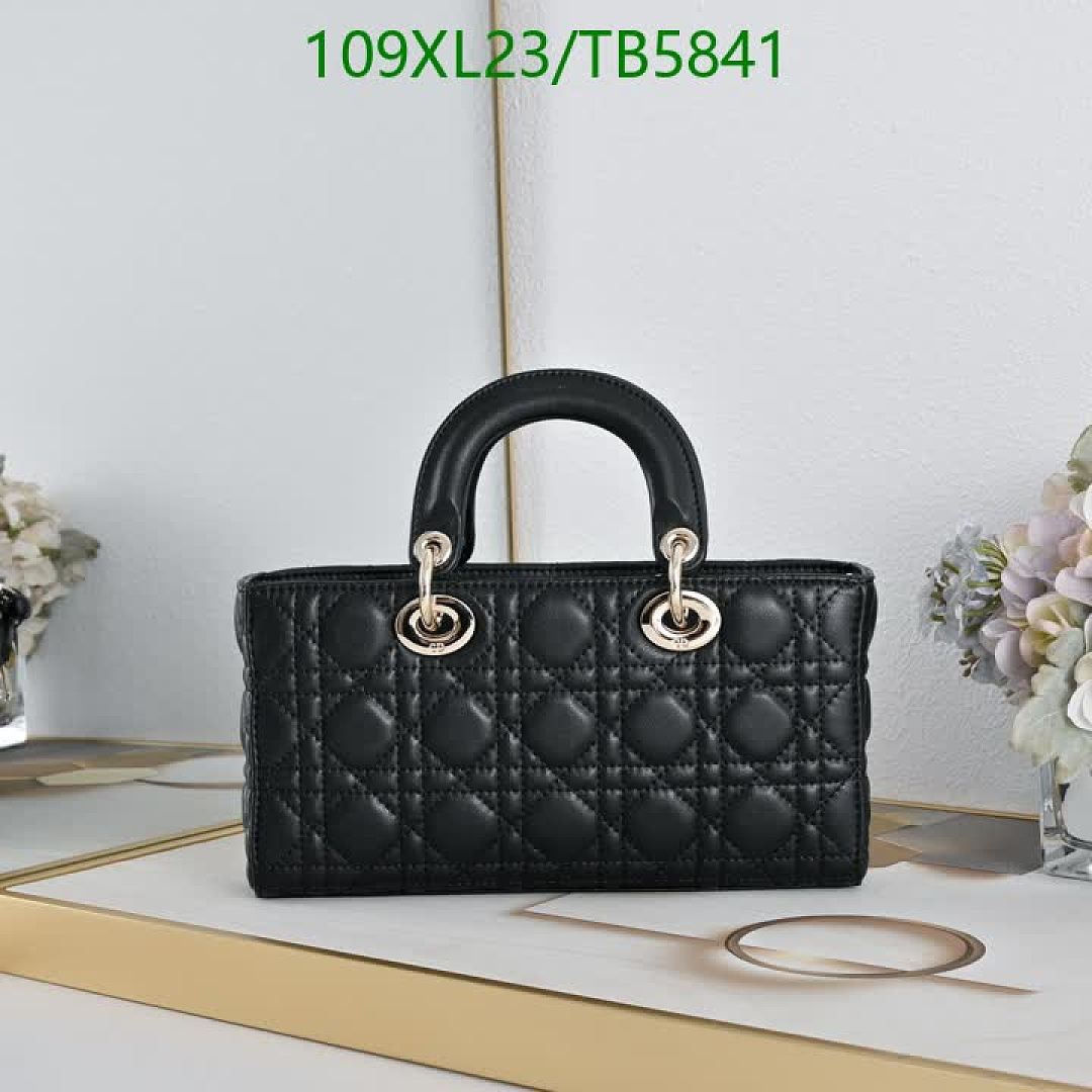 Dior-Bag-4A Quality Code: TB5841 $: 109USD