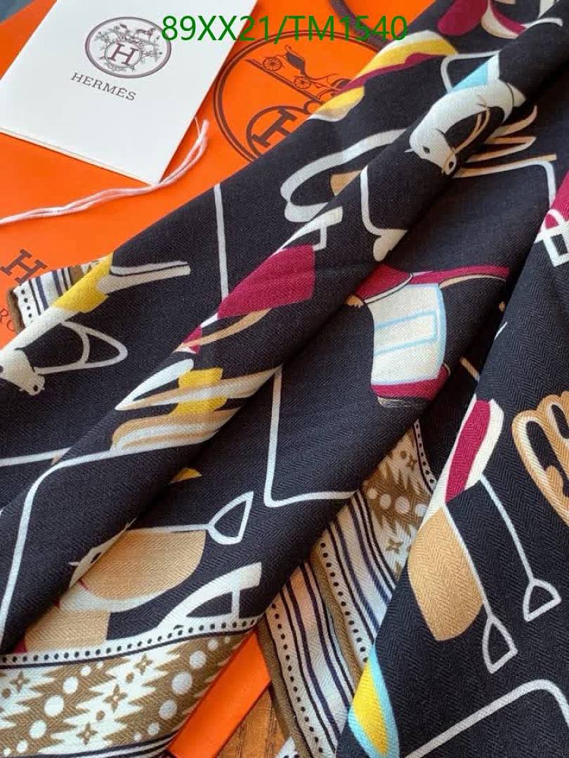 Hermes-Scarf Code: TM1540 $: 89USD