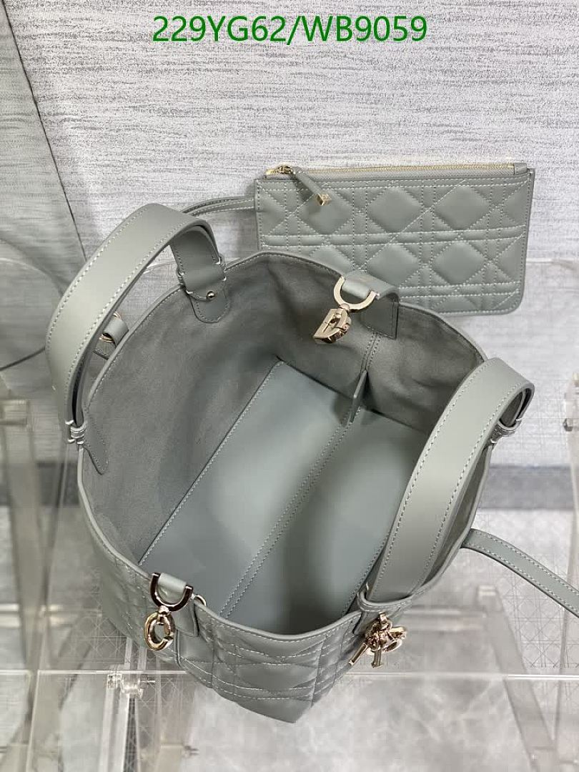 Dior-Bag-Mirror Quality Code: WB9059 $: 229USD