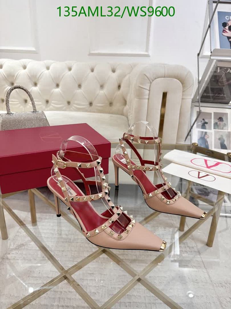 Valentino-Women Shoes Code: WS9600 $: 135USD