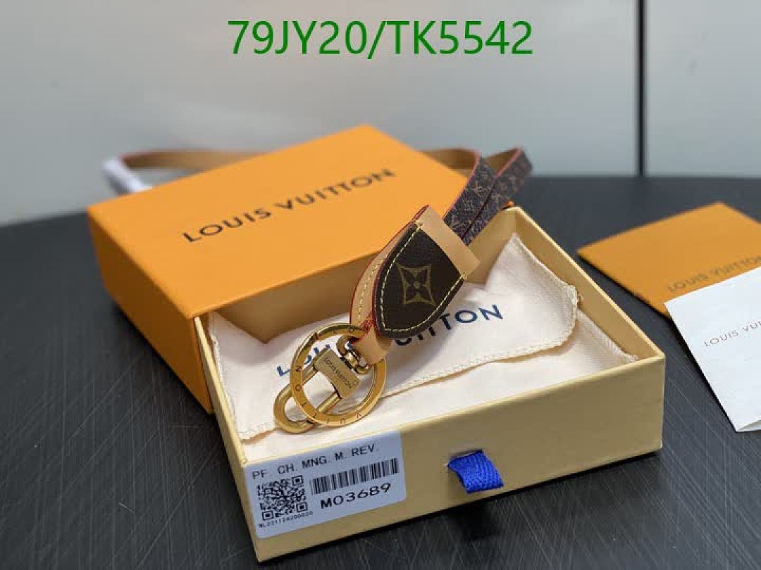 LV-Key pendant Code: TK5542 $: 79USD