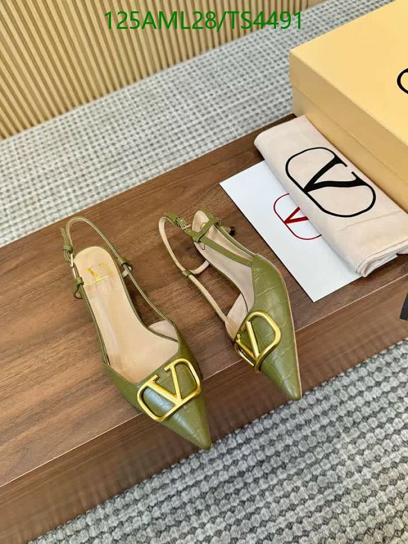 Valentino-Women Shoes Code: TS4491 $: 125USD